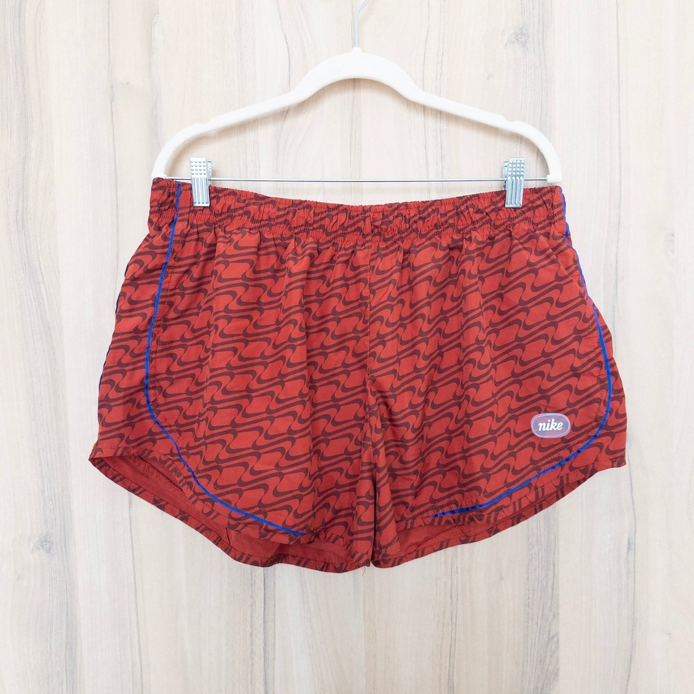 Nike Womens Active Shorts XXL Red Allover Wavy Swoosh Print Dri-Fit Running